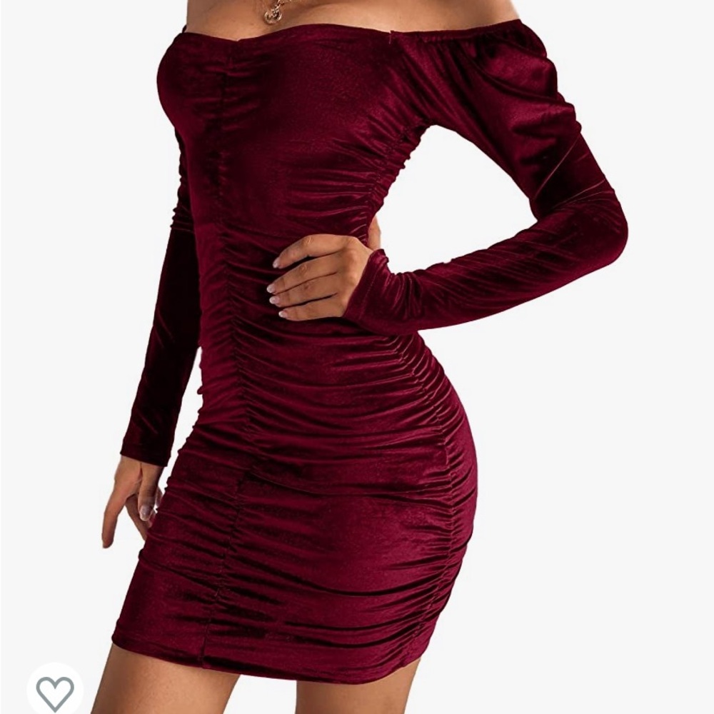 Women's Velvet Sweetheart Neck Long Sleeve Ruched Bodycon Mini Dress